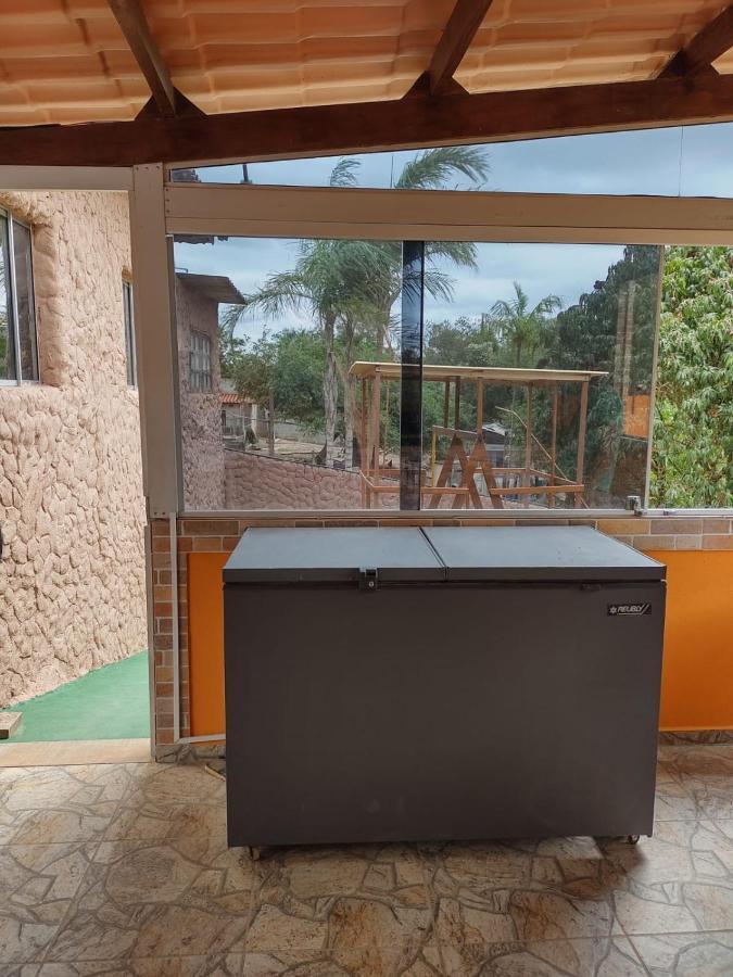 Chacara Bella Vida Com Piscina Churrasqueira Salao De Festas Fogao A Lenha Quadra Aracariguama Extérieur photo