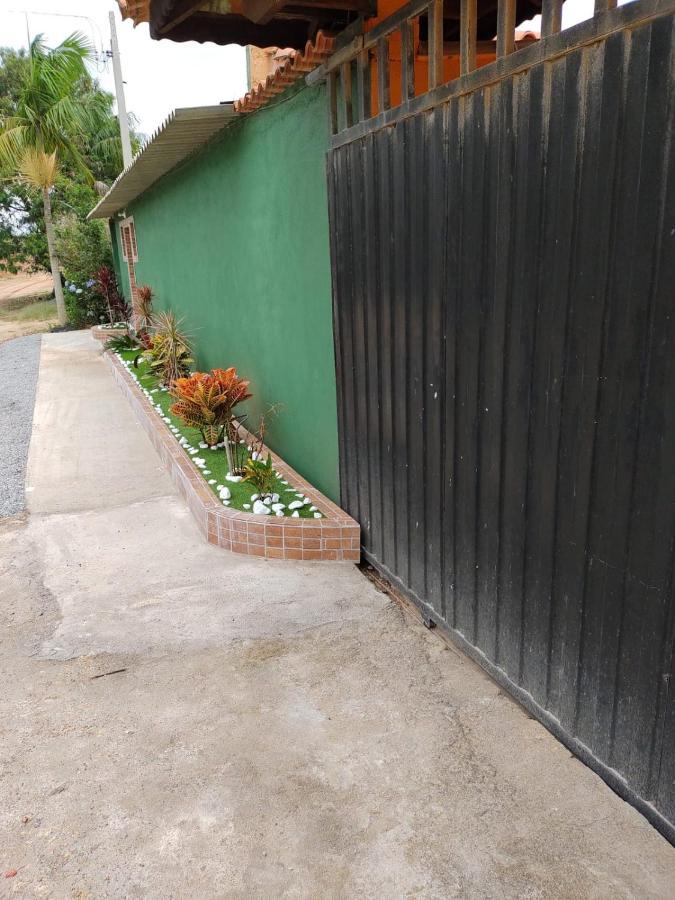 Chacara Bella Vida Com Piscina Churrasqueira Salao De Festas Fogao A Lenha Quadra Aracariguama Extérieur photo
