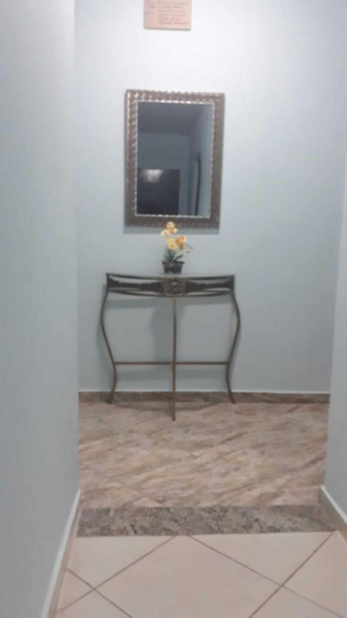 Chacara Bella Vida Com Piscina Churrasqueira Salao De Festas Fogao A Lenha Quadra Aracariguama Extérieur photo